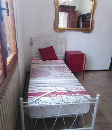 Casa Vacanza Libellula 게스트하우스 Sermide